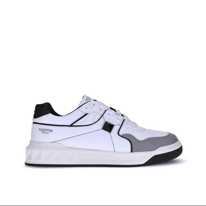 Valentino Garavani One Stud Low-Top Sneakers