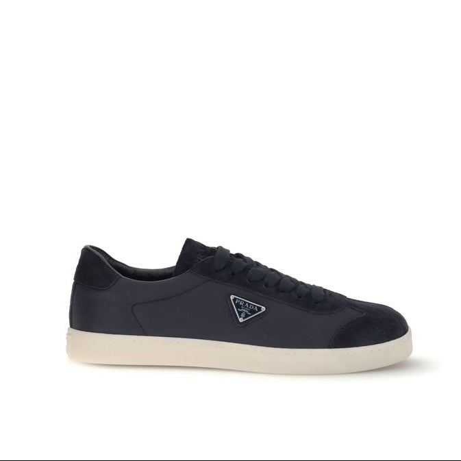 Gentlemen Sale