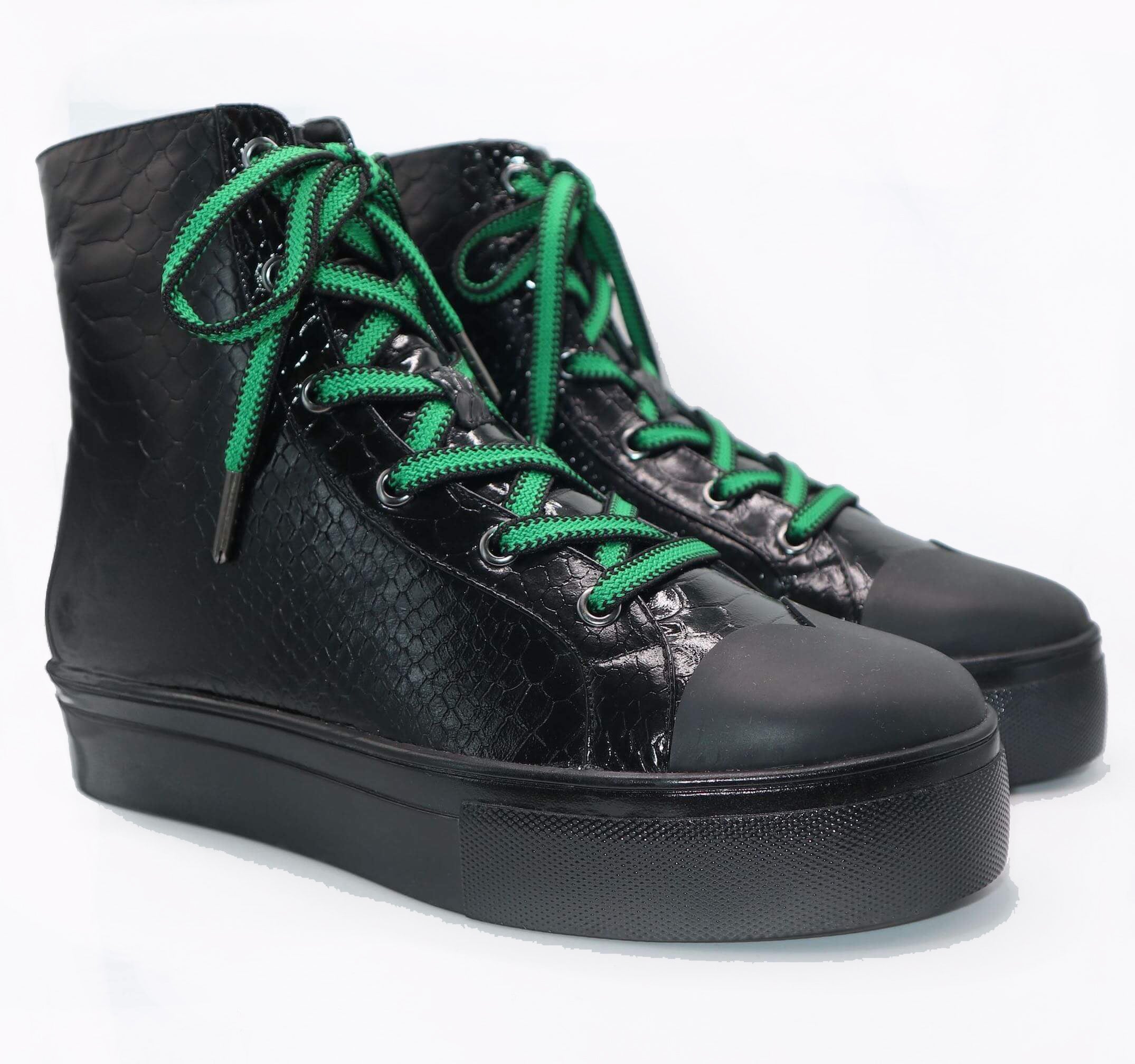LOUIS VUITTON Women's Sandals Black Patent Leather Market as 37.5 7.5US